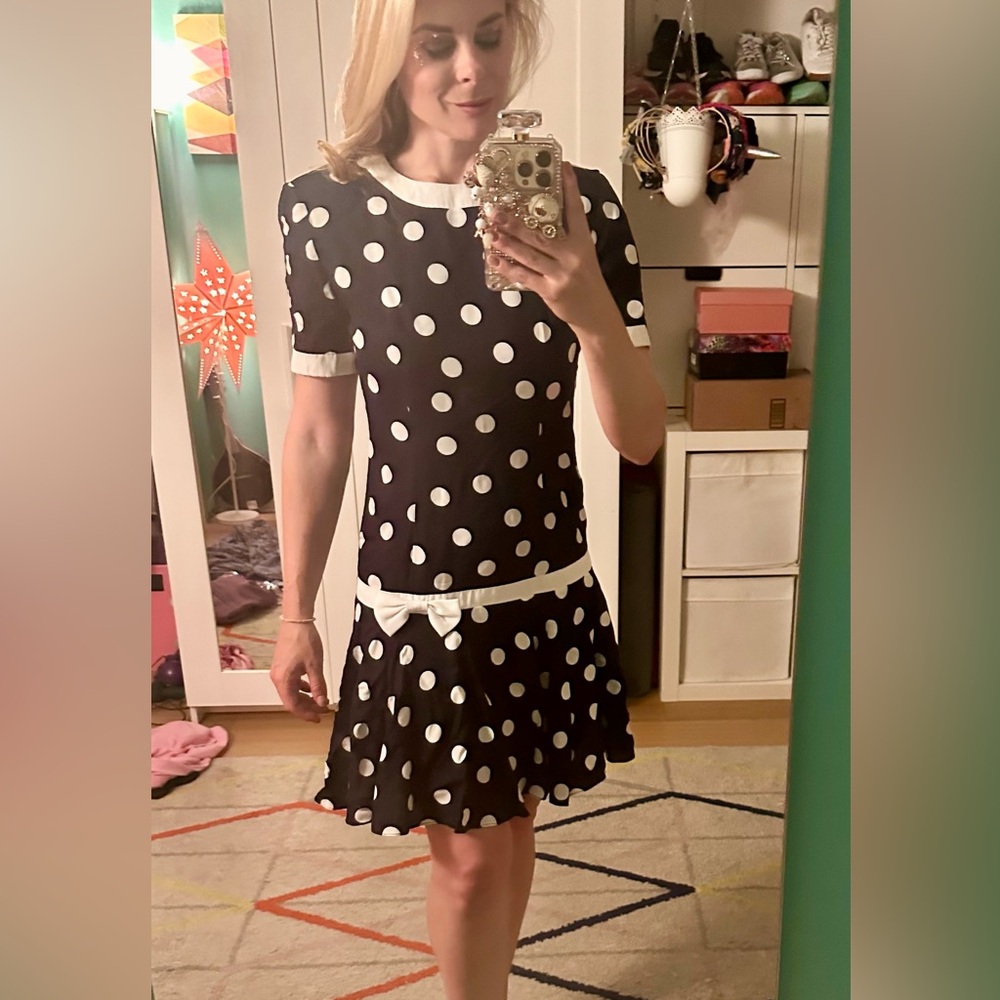 Adorable Talbots petite navy and white drop waist polka dot dress with bow
